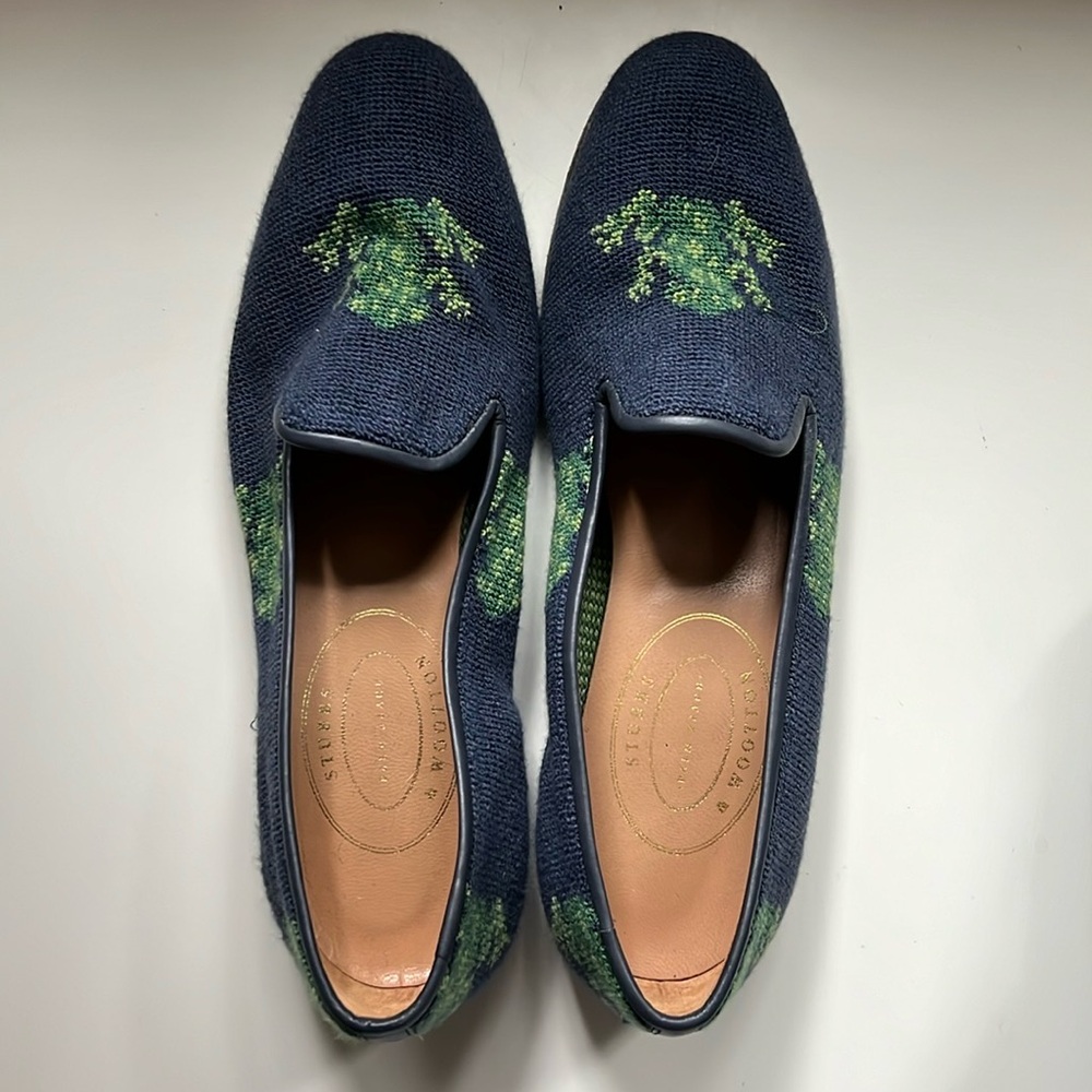 Stubbs & Wootton size 10 needlepoint slipper style shoes navy with frogs